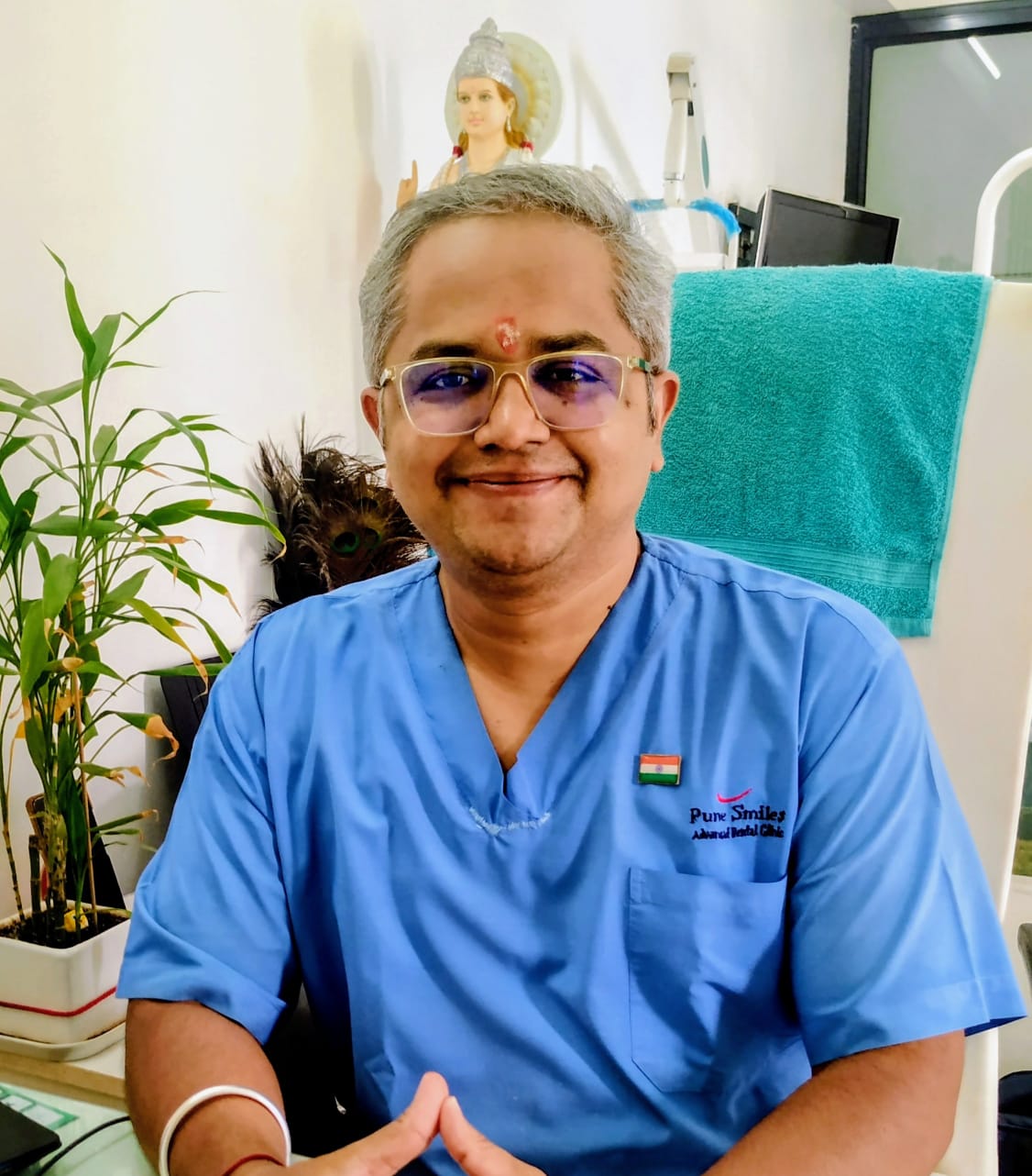 Dr.Sammrat D.Durge, dentist at Pune Smiles Advanced Dental Clinic